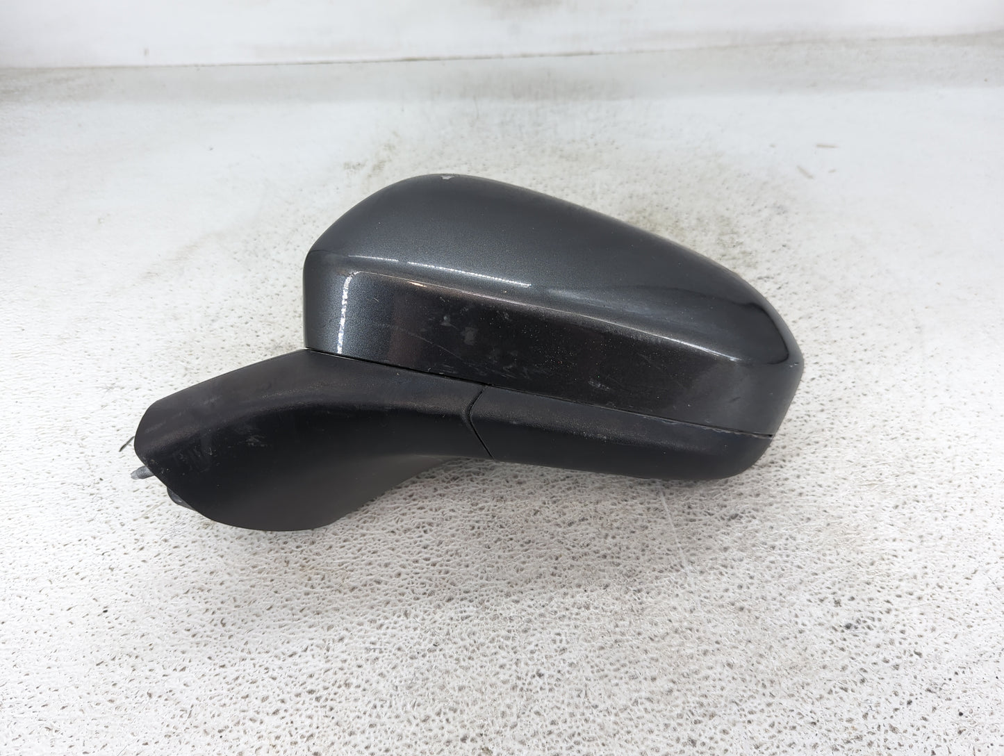 2016-2020 Ford Fusion Driver Side View Mirror - Left Door Mirror OEM Used - Oemusedautoparts1.com