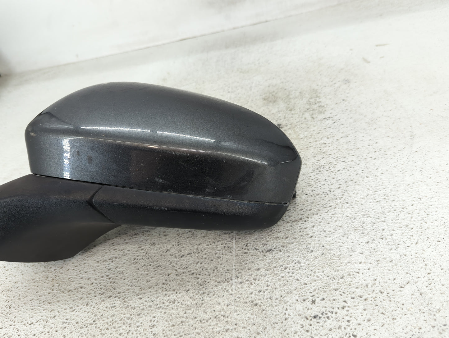 2016-2020 Ford Fusion Driver Side View Mirror - Left Door Mirror OEM Used - Oemusedautoparts1.com