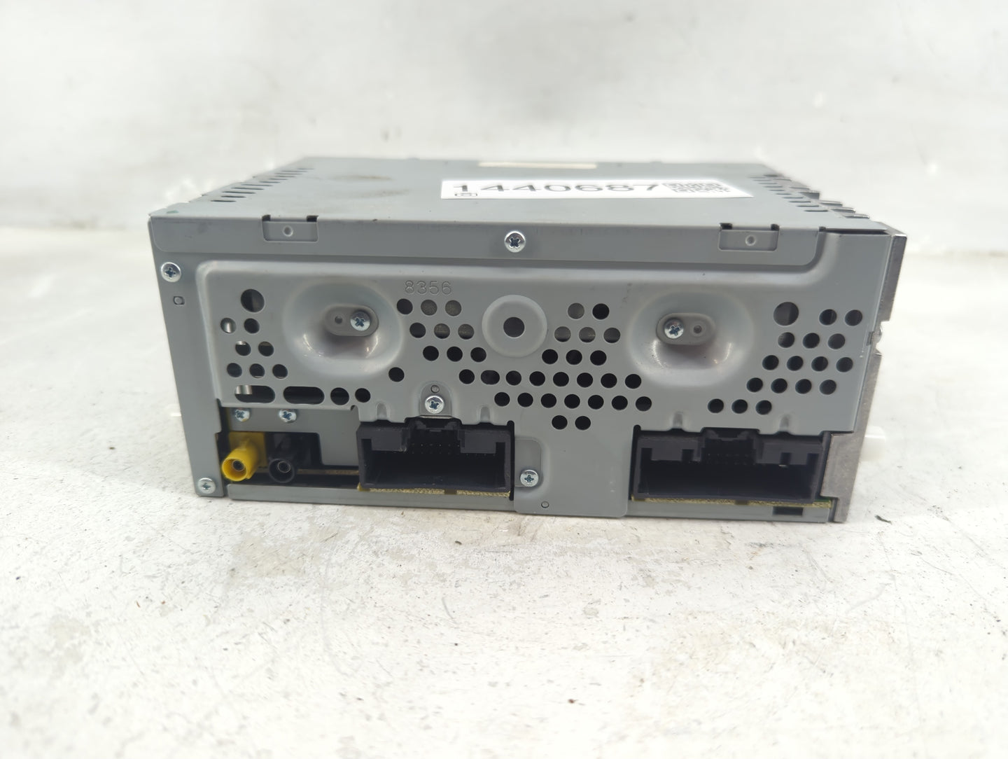 2016-2017 Ford Fusion Radio AM FM Cd Player Receiver Replacement Fits Fits 2016 2017 OEM Used Auto Parts - Oemusedautoparts1