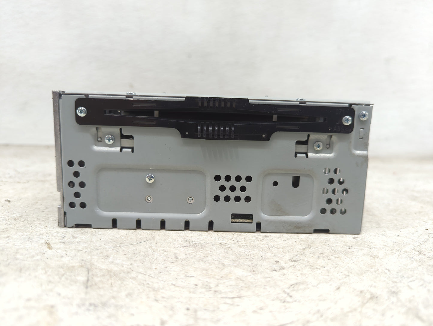 2017-2020 Ford Fusion Radio AM FM Cd Player Receiver Replacement P/N:FS7T-19C107-YC Fits Fits 2017 2018 2019 2020 OEM Used A