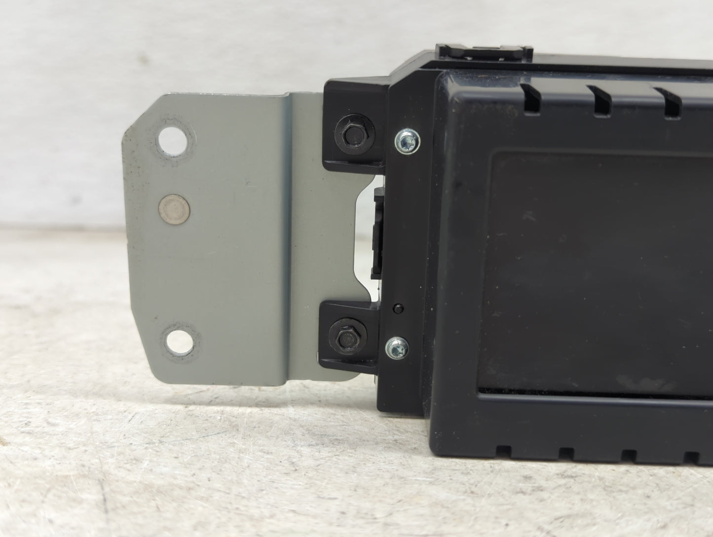 2017-2020 Ford Fusion Information Display Screen - Oemusedautoparts1.com