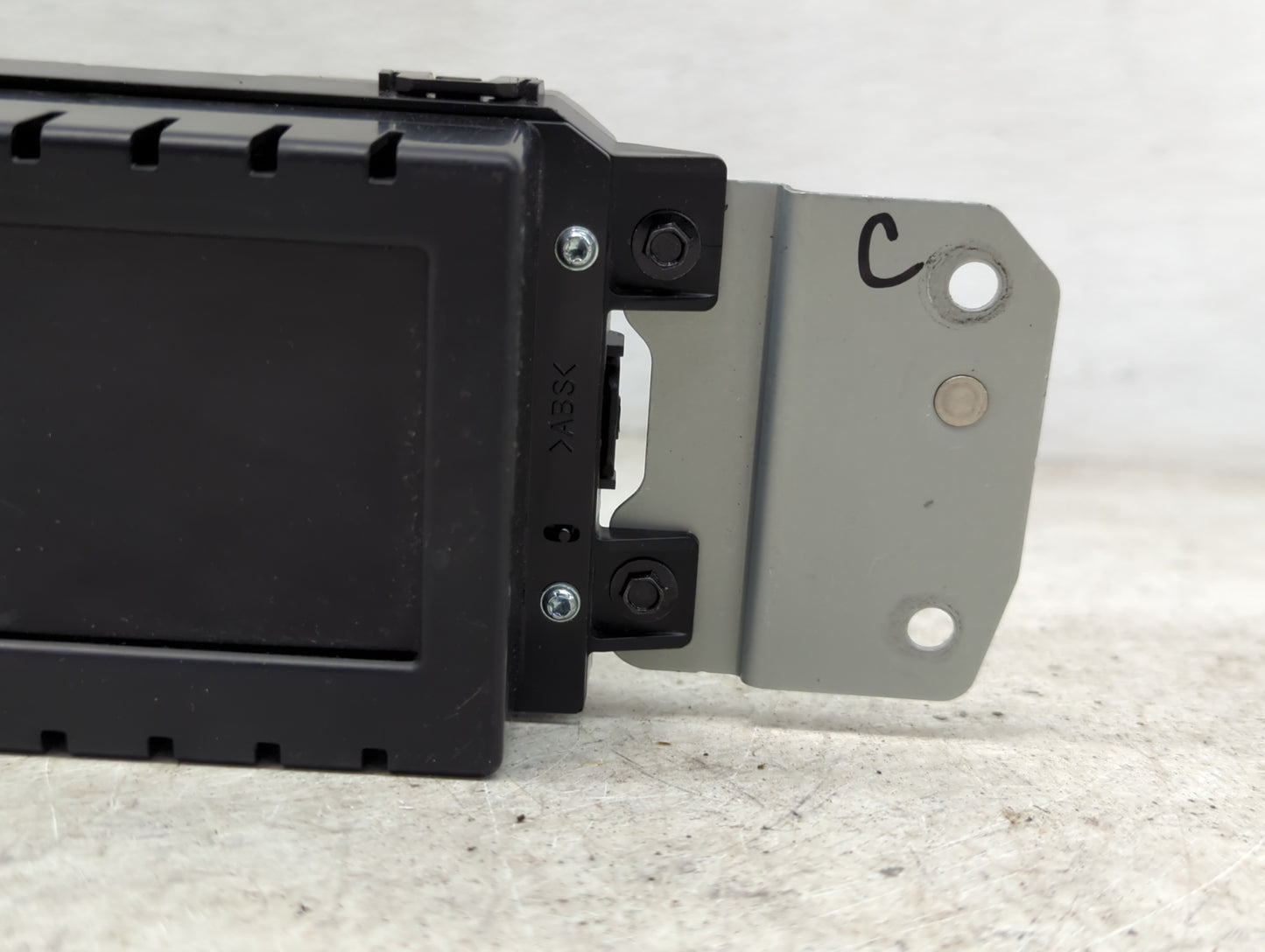 2017-2020 Ford Fusion Information Display Screen - Oemusedautoparts1.com