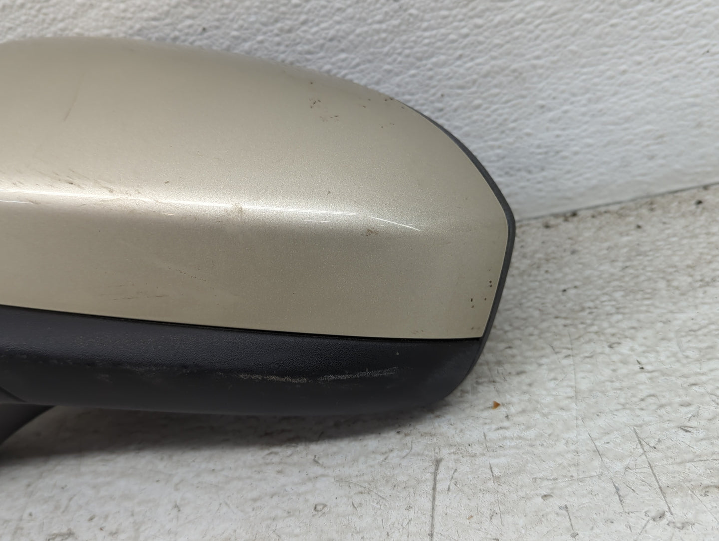 2016-2020 Ford Fusion Driver Side View Mirror - Left Door Mirror OEM Used - Oemusedautoparts1.com