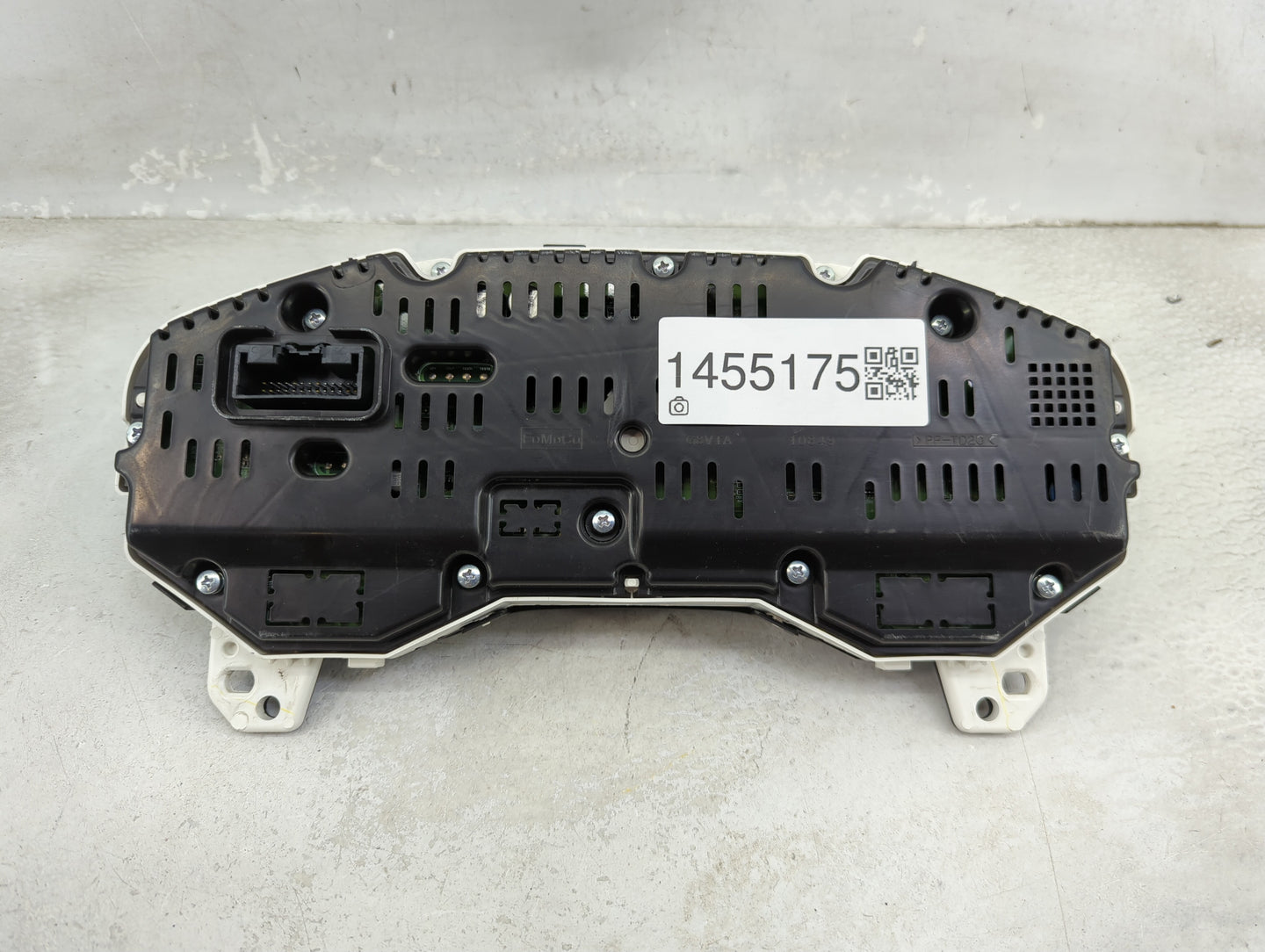 2017 Ford Fusion Instrument Cluster Speedometer Gauges P/N:HS7T-10849-GE Miles: Fits OEM Used Auto Parts - Oemusedautoparts1