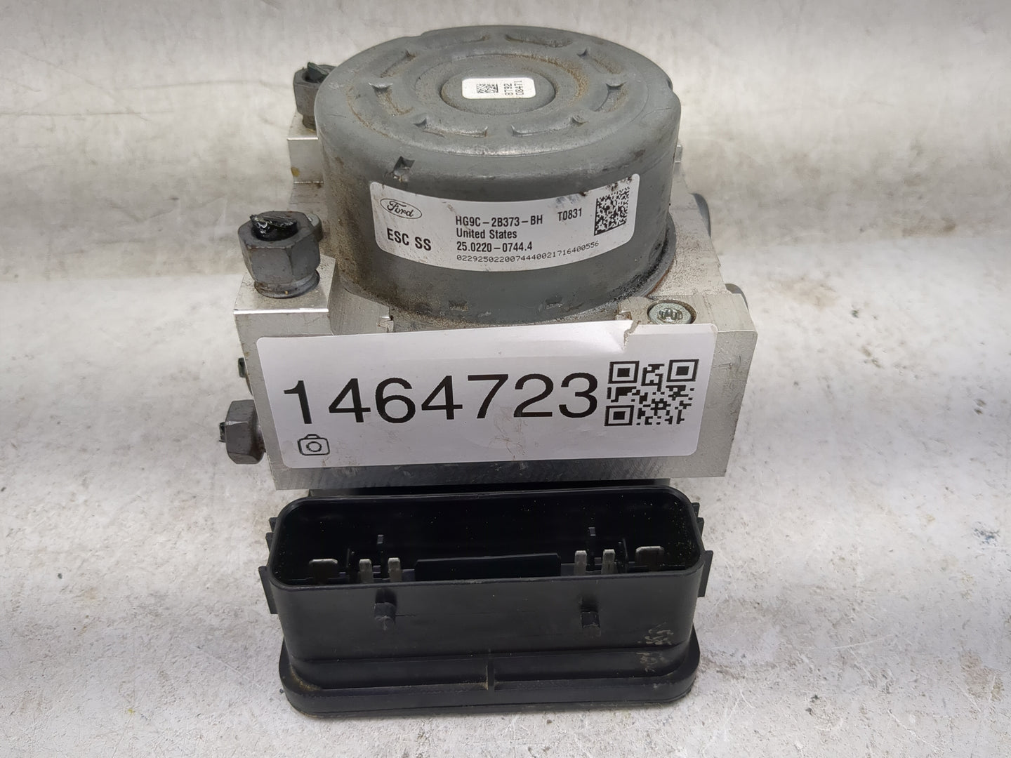 2017-2018 Ford Fusion ABS Pump Control Module Replacement P/N:HG9C-2B373-BH 25.0220-0744.4 Fits Fits 2017 2018 OEM Used Auto