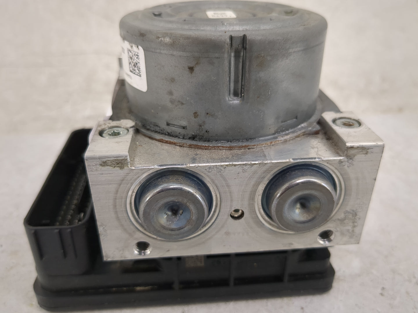 2017-2018 Ford Fusion ABS Pump Control Module Replacement P/N:HG9C-2B373-BH 25.0220-0744.4 Fits Fits 2017 2018 OEM Used Auto