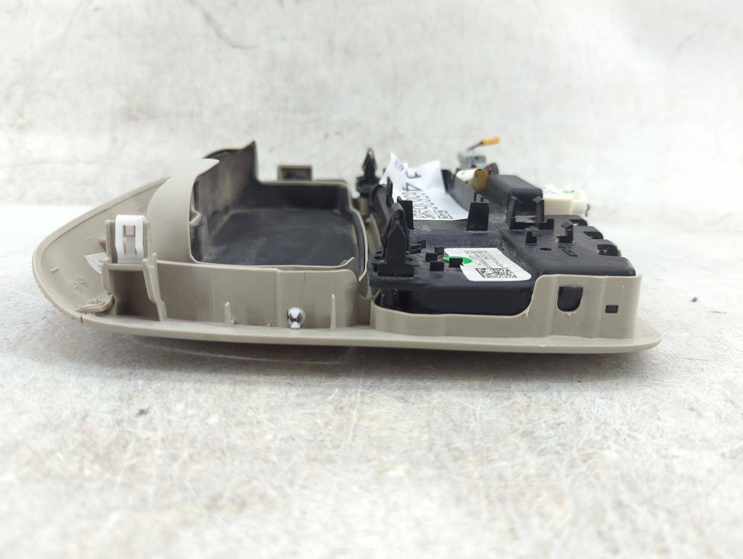 2017-2020 Ford Fusion Overhead Roof Console Tan - Oemusedautoparts1.com