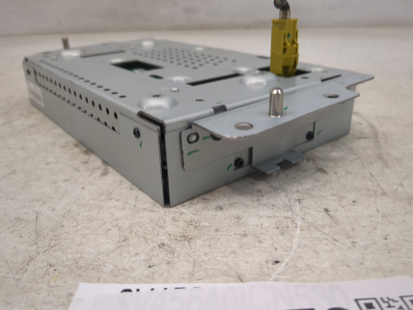 2017-2020 Ford Fusion Information Display Screen 1468272 - Oemusedautoparts1.com