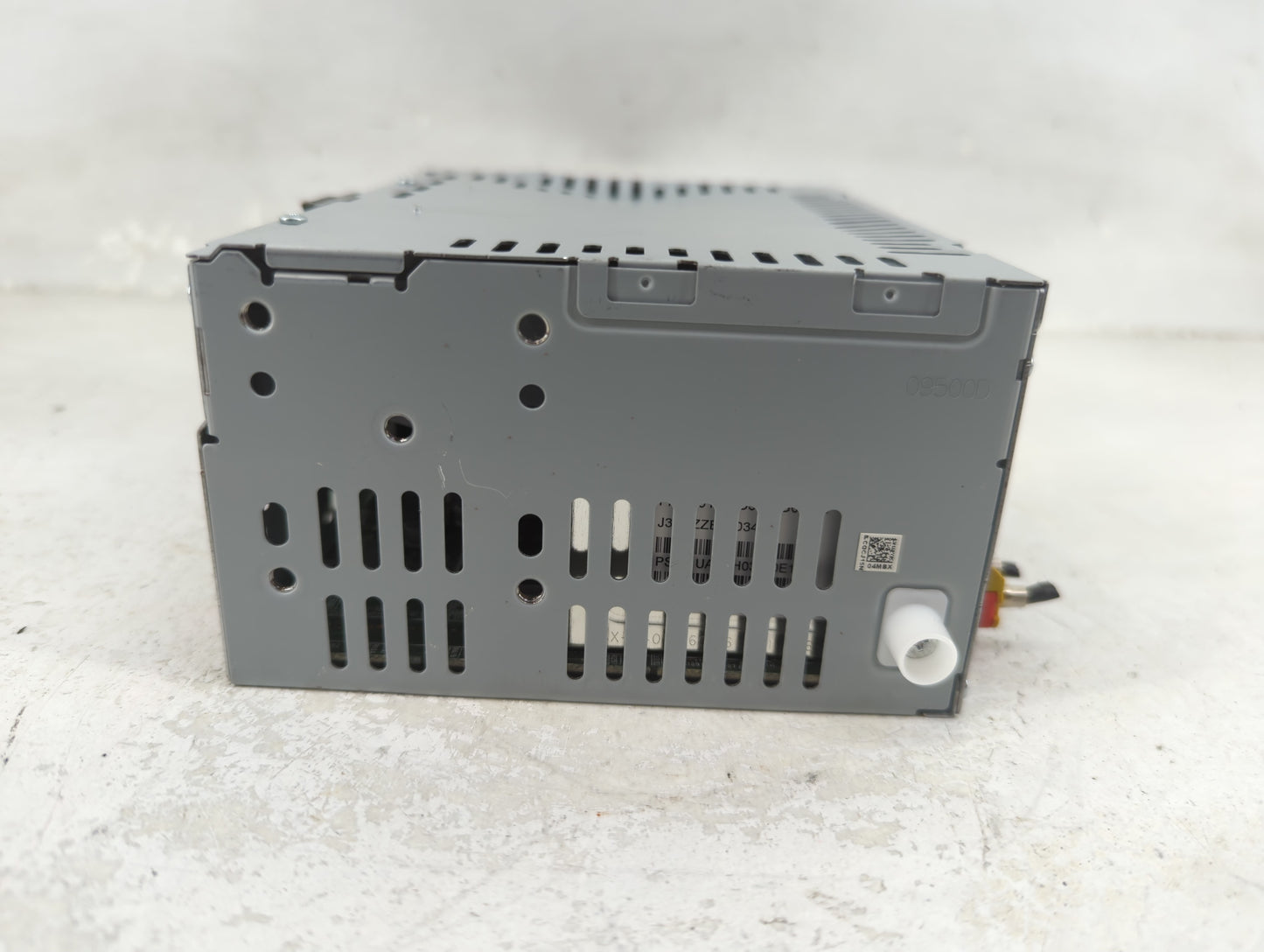 2015-2016 Ford Fusion Radio AM FM Cd Player Receiver Replacement P/N:CQ-CJ15N04MB Fits Fits 2015 2016 OEM Used Auto Parts - 