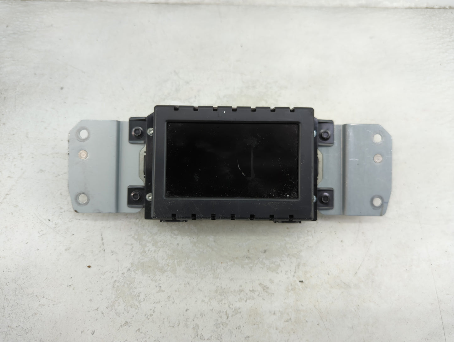 2017-2020 Ford Fusion Information Display Screen 1468634 - Oemusedautoparts1.com