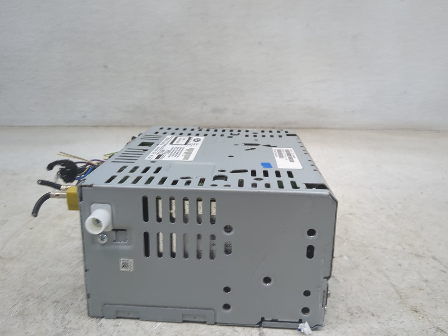 2017 Ford Fusion Radio AM FM Cd Player Receiver Replacement P/N:HS7T-19C107-ZC CO.F.J25E4UMG, FCGF.J25E-AC Fits OEM Used Aut