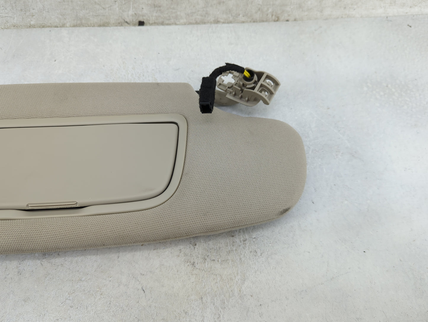 2017-2020 Ford Fusion Sun Visor Shade Replacement Passenger Right Mirror Fits Fits 2017 2018 2019 2020 OEM Used Auto Parts -