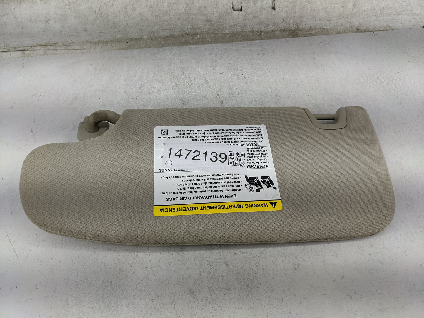 2017-2020 Ford Fusion Sun Visor Shade Replacement Passenger Right Mirror Fits Fits 2017 2018 2019 2020 OEM Used Auto Parts -