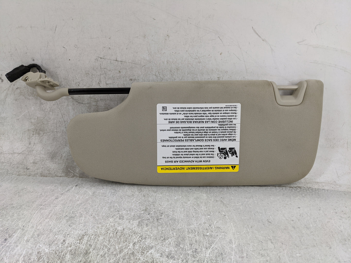 2017-2020 Ford Fusion Sun Visor Shade Replacement Passenger Right Mirror Fits Fits 2017 2018 2019 2020 OEM Used Auto Parts -