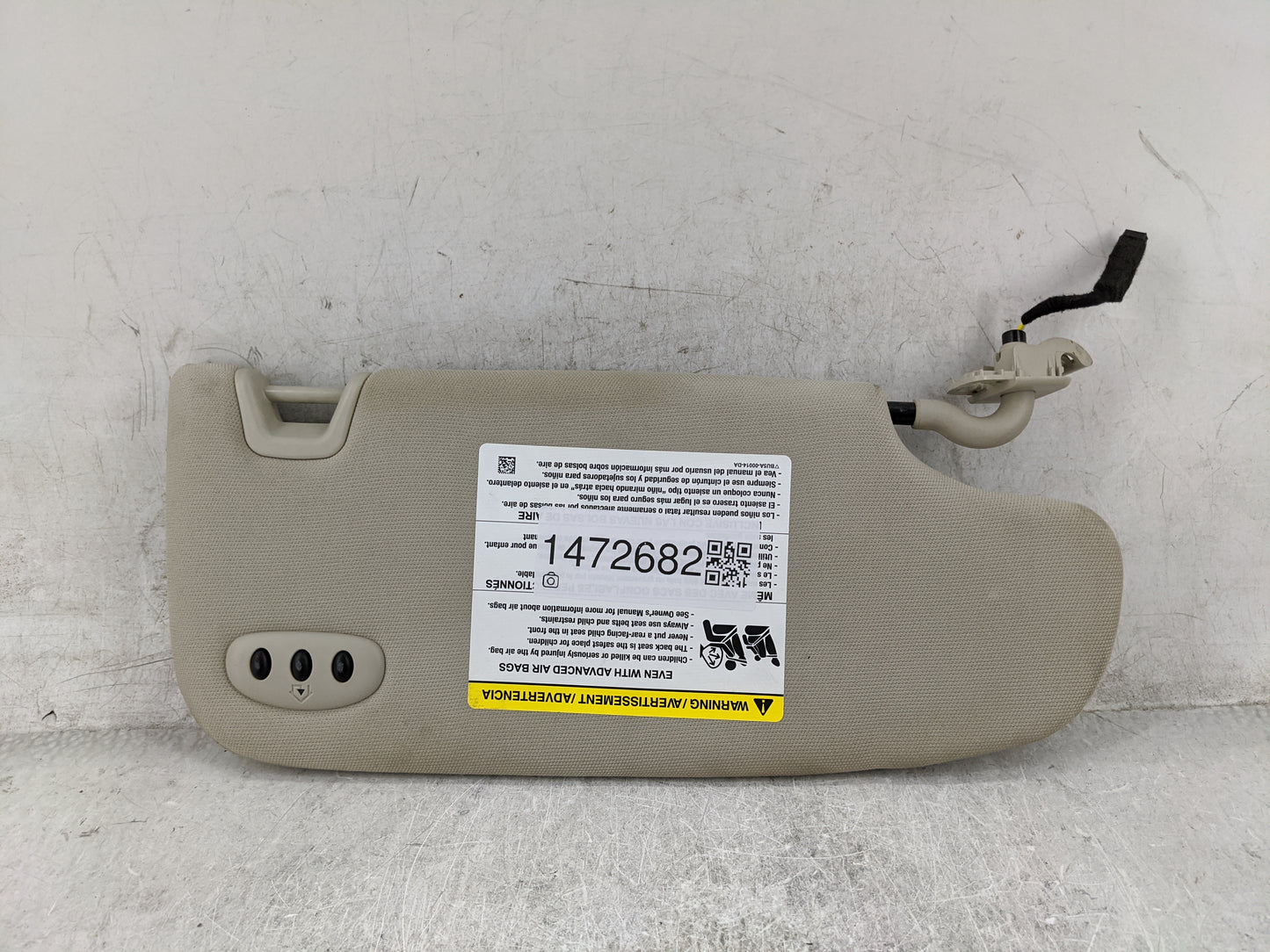 2017 Ford Fusion Sun Visor Shade Replacement Driver Left Mirror Fits OEM Used Auto Parts - Oemusedautoparts1.com