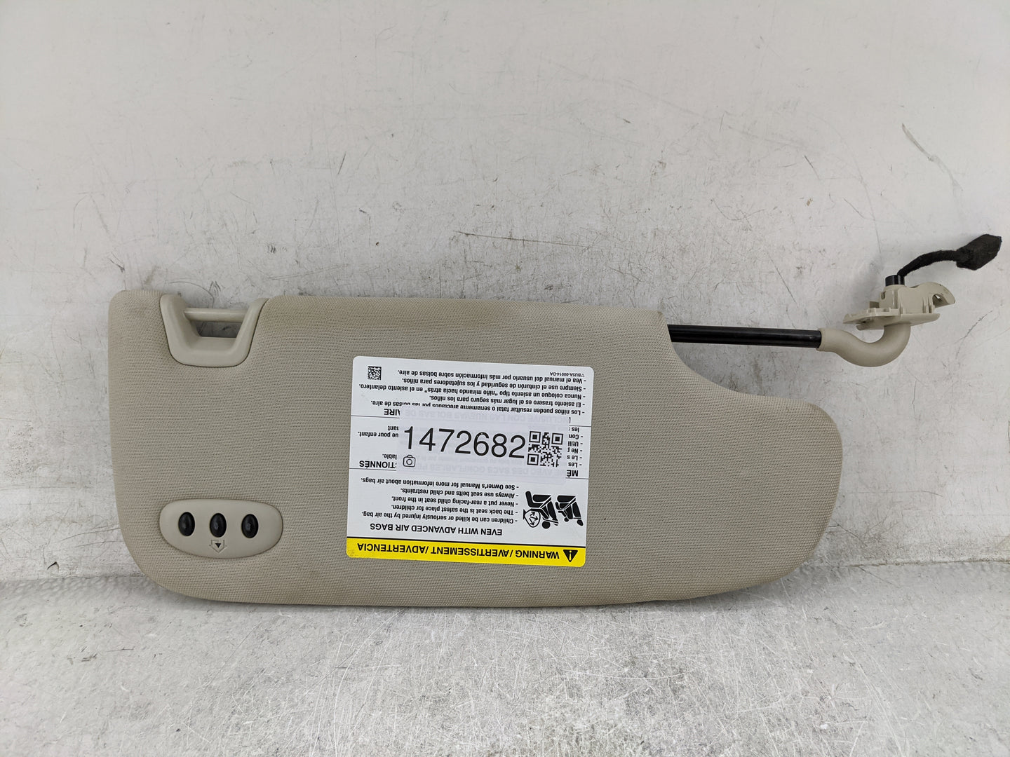 2017 Ford Fusion Sun Visor Shade Replacement Driver Left Mirror Fits OEM Used Auto Parts - Oemusedautoparts1.com