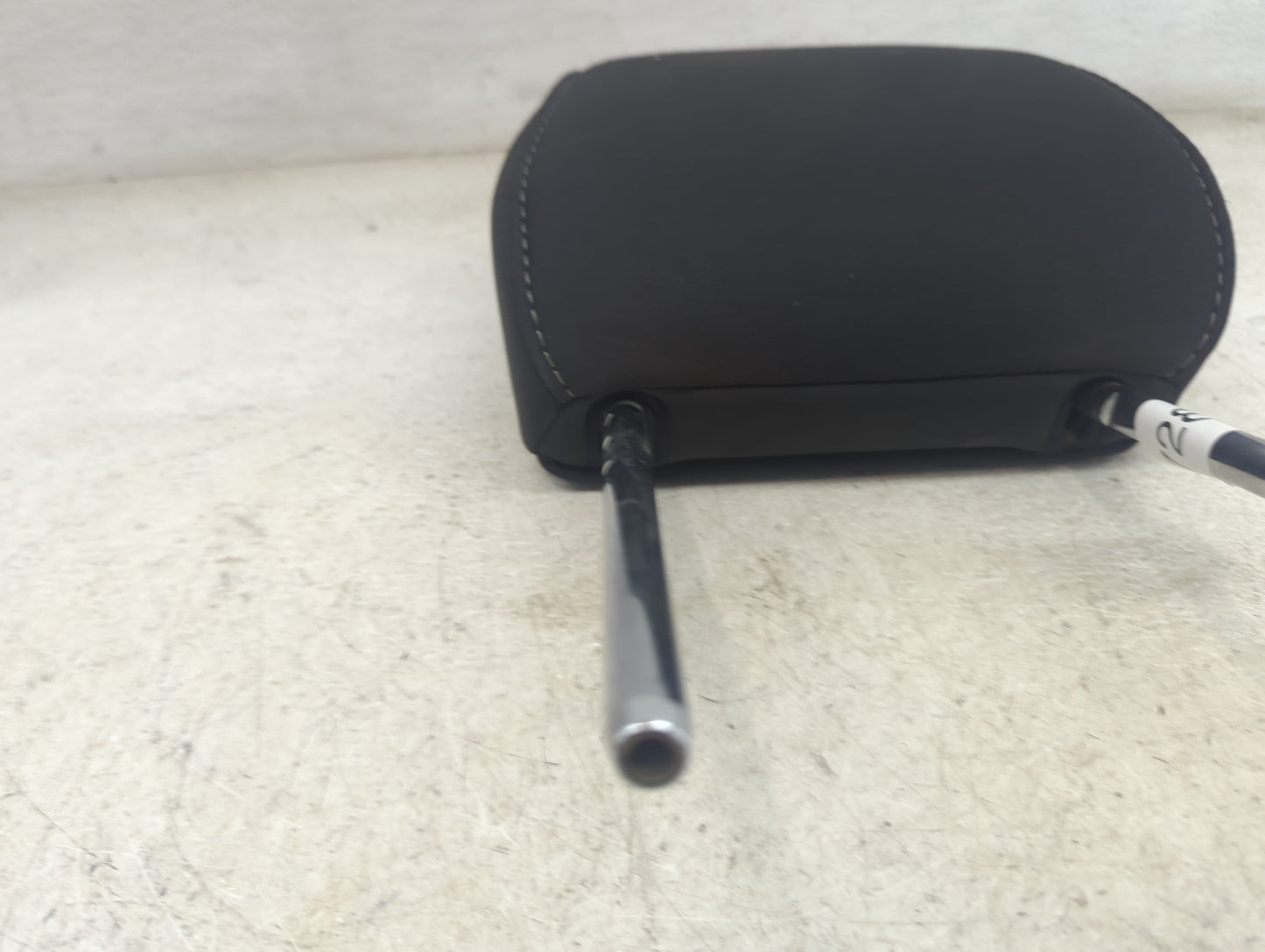 2017 Ford Fusion Headrest Head Rest Front Driver Seat Black 1472849 - Oemusedautoparts1.com