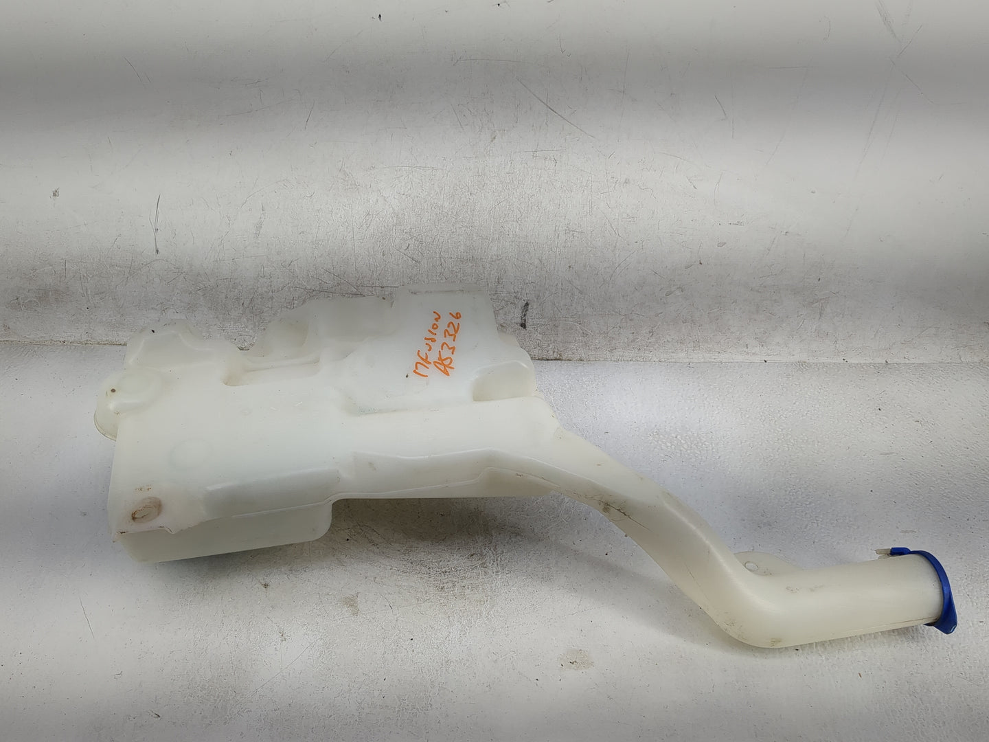 2017-2020 Ford Fusion Windshield Washer Fluid Reservoir Bottle Oem 1474193 - Oemusedautoparts1.com