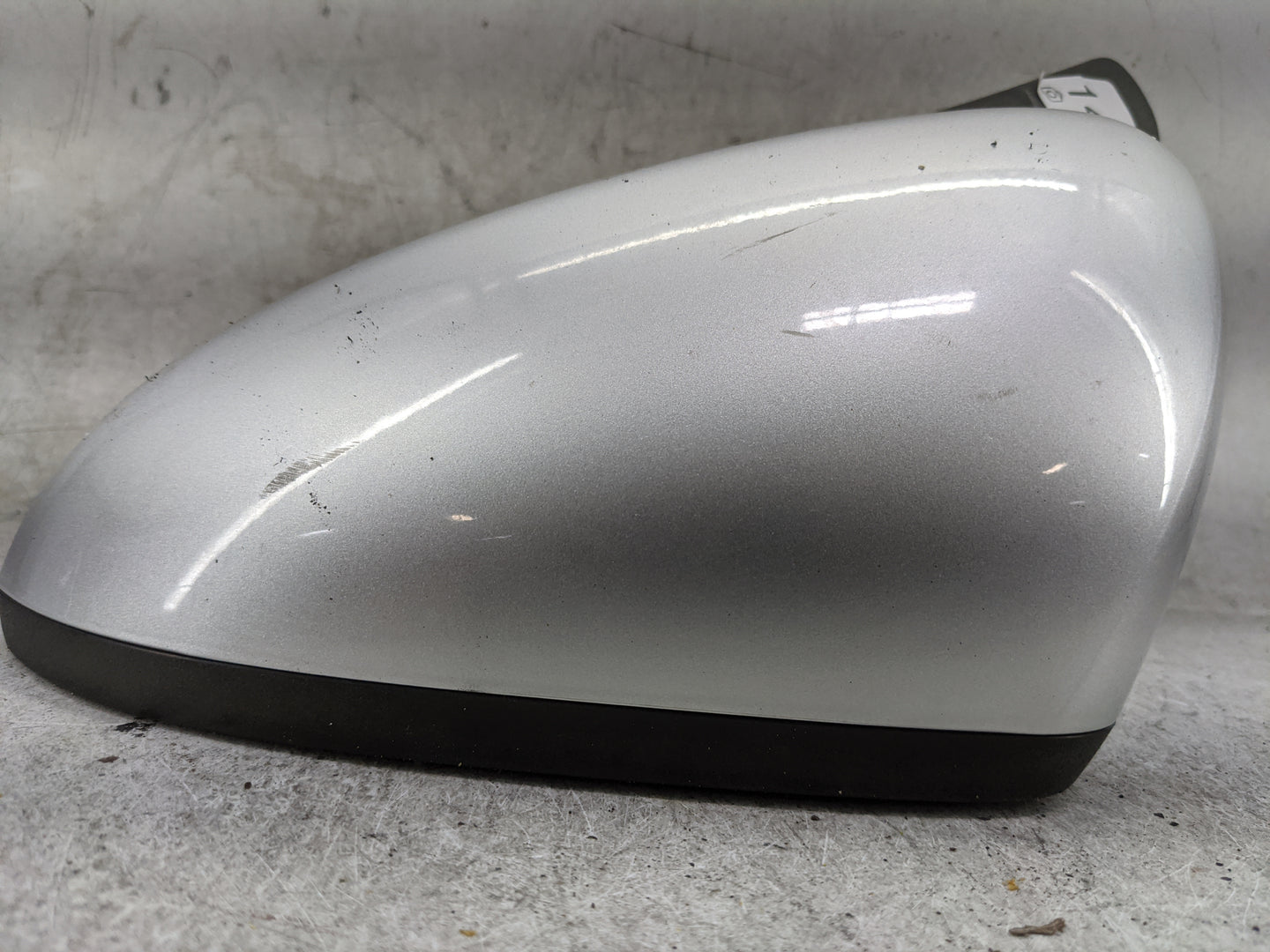 2016-2020 Ford Fusion Driver Side View Mirror - Left Door Mirror OEM Used - Oemusedautoparts1.com