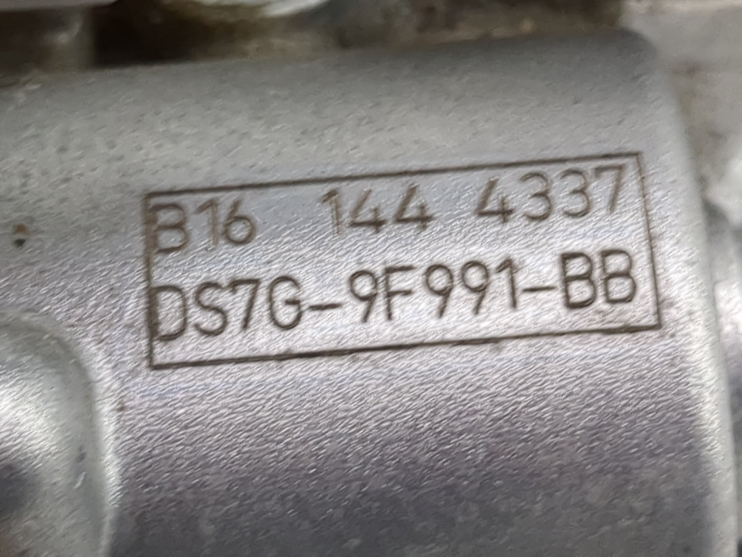2014-2020 Ford Fusion Throttle Body P/N:DS7G-9F991-BB Fits Fits 2014 2015 2016 2017 2018 2019 2020 OEM Used Auto Parts - Oem
