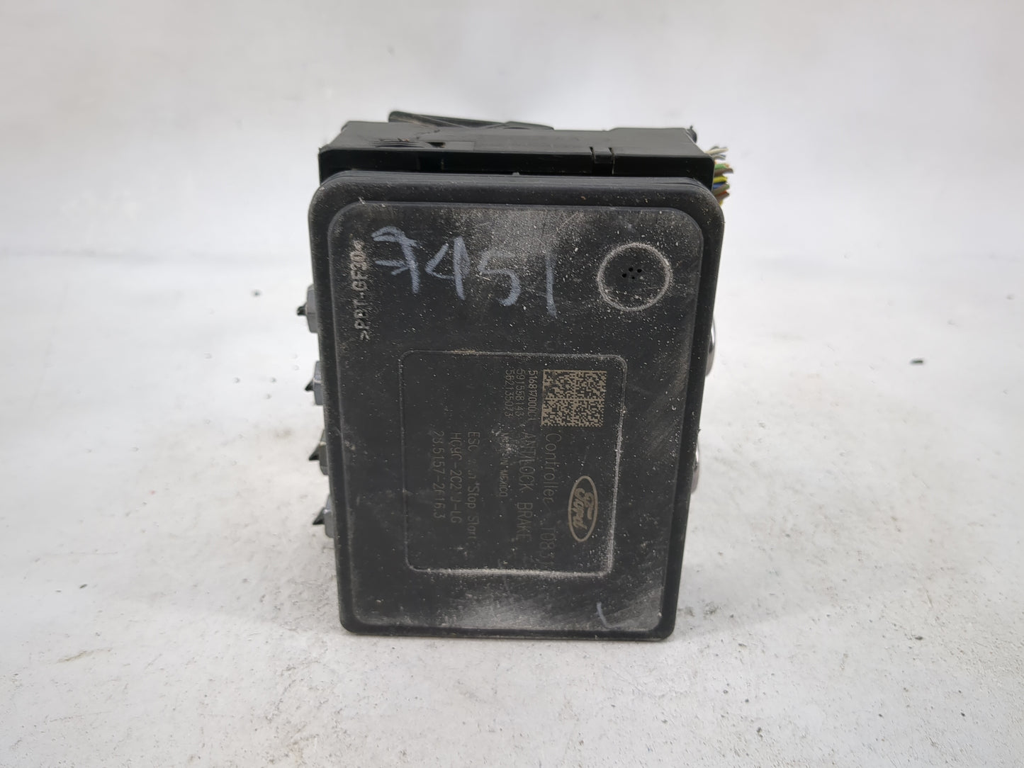 2017-2018 Ford Fusion ABS Pump Control Module Replacement P/N:HG9C-2B373-BG HG9C-2C219-LG Fits Fits 2017 2018 OEM Used Auto 