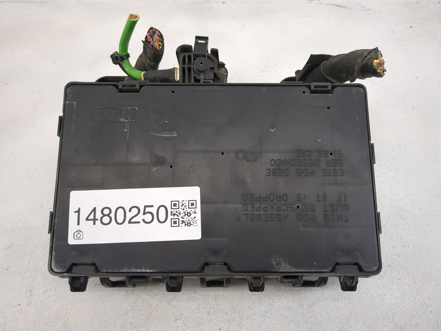 2017-2020 Ford Fusion Fusebox Fuse Box Panel Relay Module P/N:HG9T14D068AC 8T2T-14B192-AB Fits Fits 2017 2018 2019 2020 OEM 