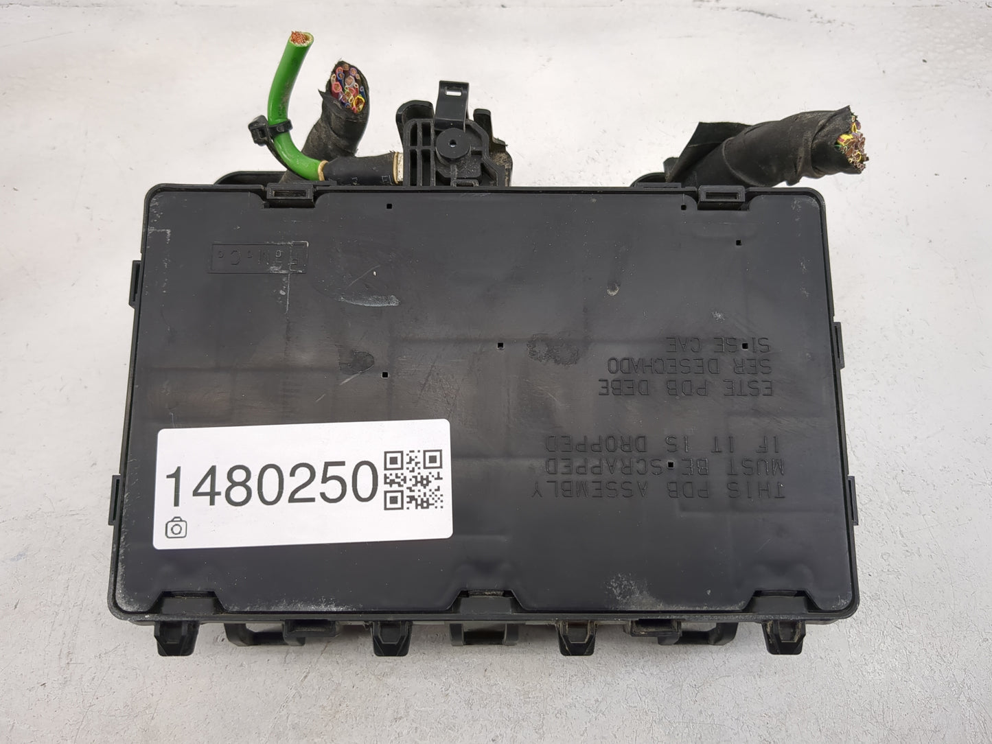 2017-2020 Ford Fusion Fusebox Fuse Box Panel Relay Module P/N:HG9T14D068AC 8T2T-14B192-AB Fits Fits 2017 2018 2019 2020 OEM 
