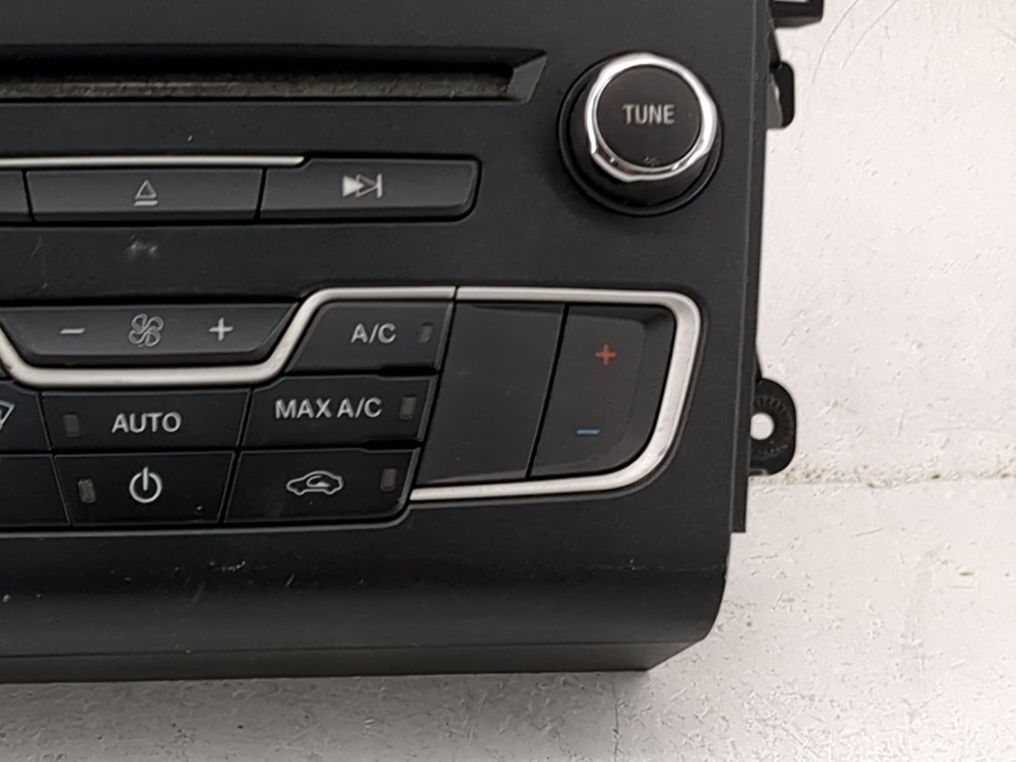 2017-2020 Ford Fusion Radio Control Panel 1481626 - Oemusedautoparts1.com