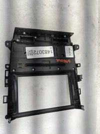 2017-2017 Ford Fusion Radio Control Panel 1483072 - Oemusedautoparts1.com
