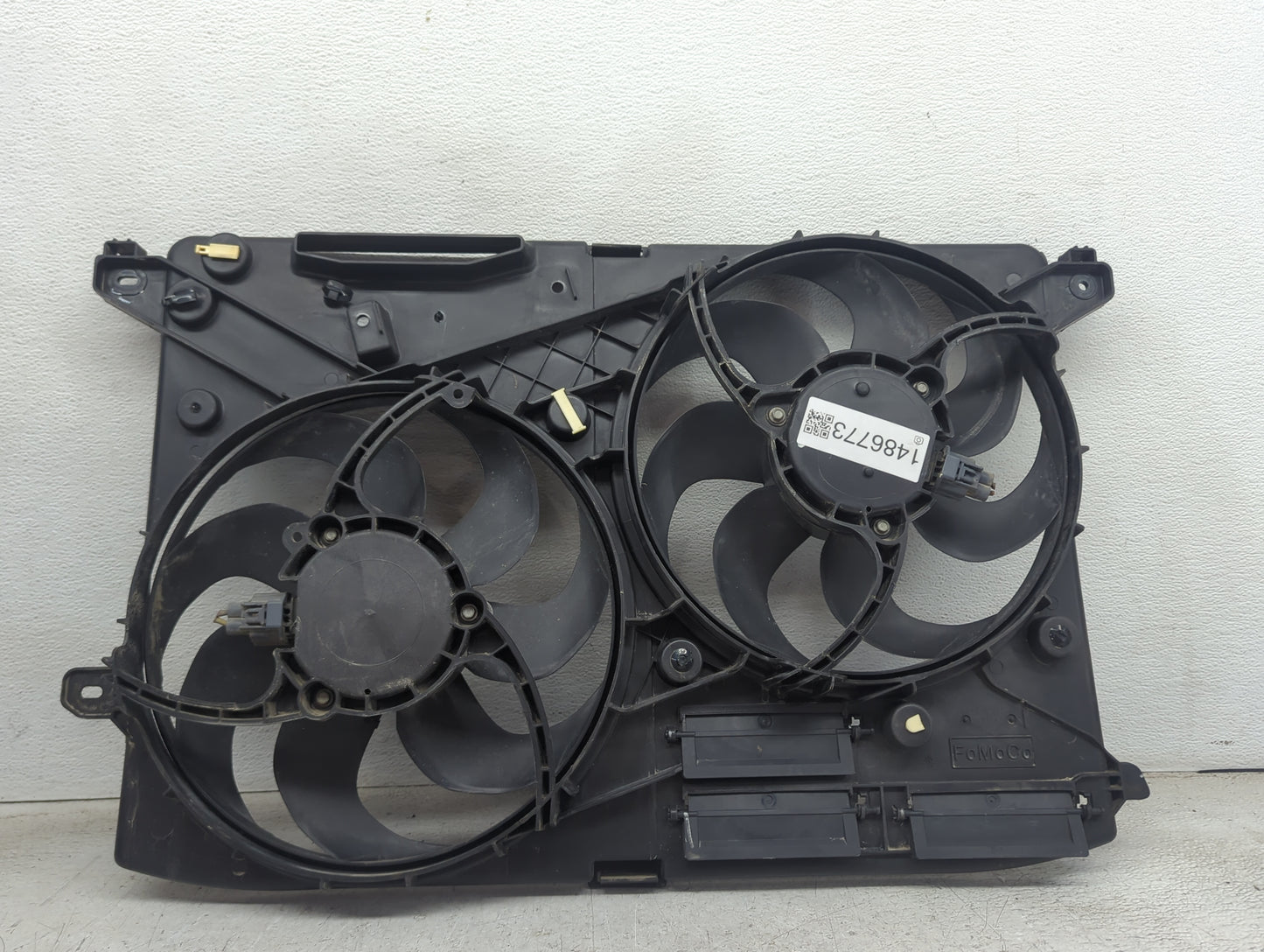 2016-2020 Ford Fusion Electric Radiator Cooling Fan Motor Assembly P/N:N1089122O N1089132O Fits Fits 2016 2017 2018 2019 202
