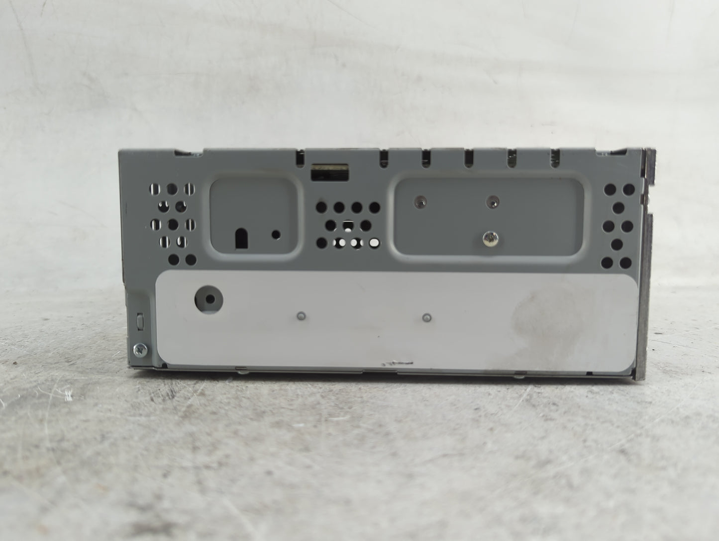 2017 Ford Fusion Radio AM FM Cd Player Receiver Replacement P/N:CQ-HJ16N04MB Fits OEM Used Auto Parts - Oemusedautoparts1.co