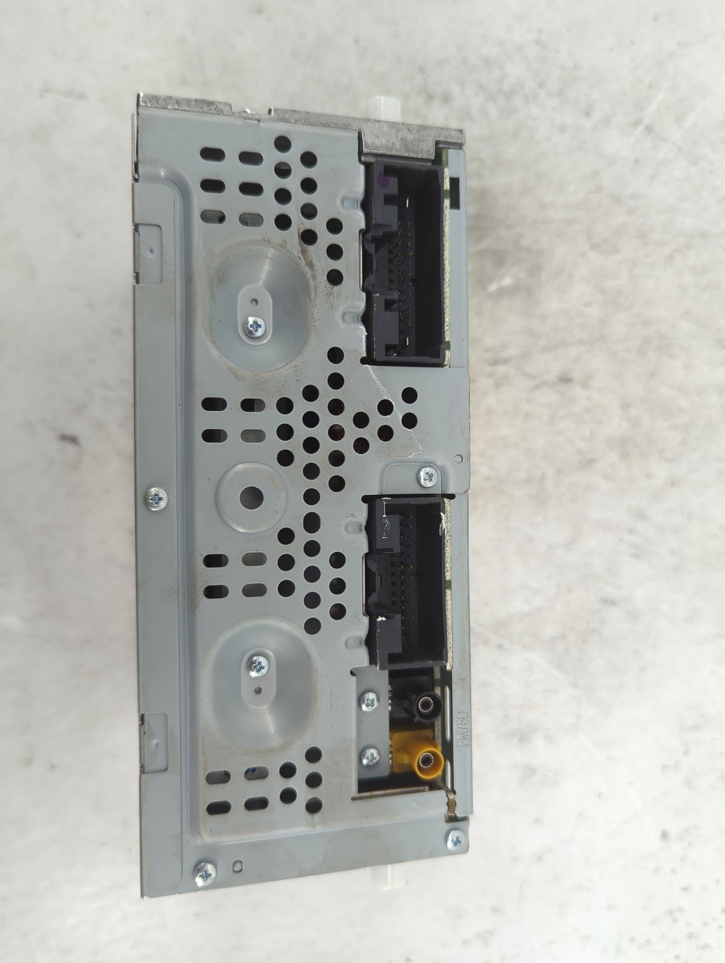 2016-2020 Ford Fusion Radio Control Panel 1487139 - Oemusedautoparts1.com