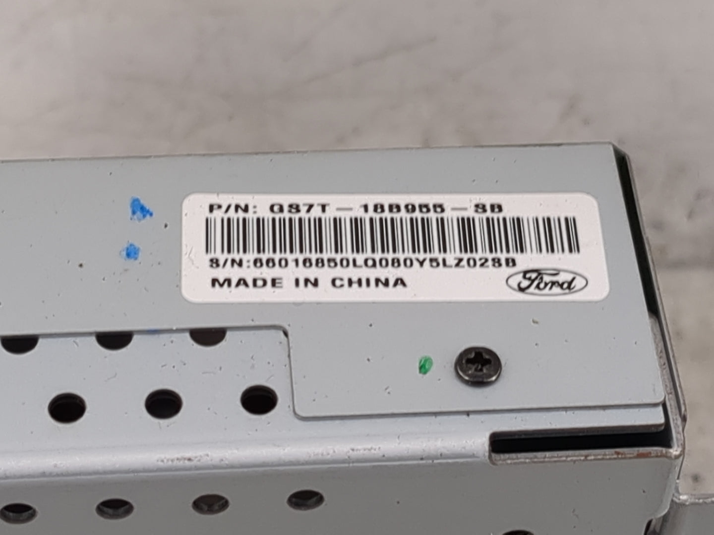 2017-2020 Ford Fusion Information Display Screen 1491366 - Oemusedautoparts1.com