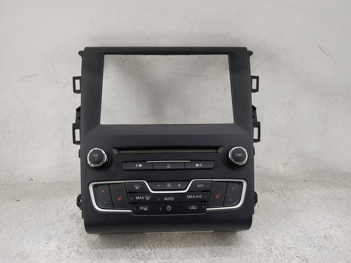 2017-2017 Ford Fusion Radio Control Panel 1491398 - Oemusedautoparts1.com