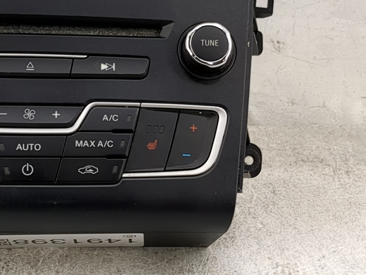 2017-2017 Ford Fusion Radio Control Panel 1491398 - Oemusedautoparts1.com