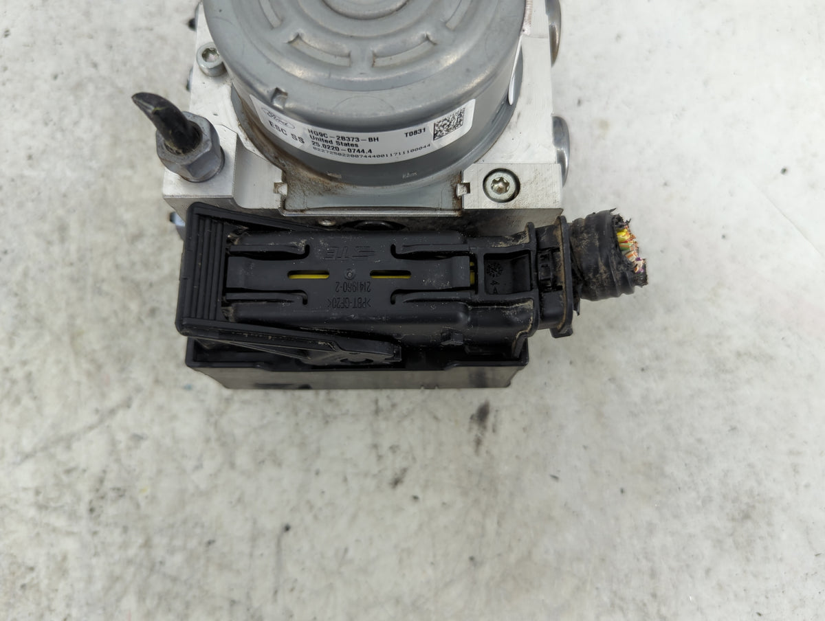 2017-2018 Ford Fusion Anti-Lock Brake ABS Pump Module Actuator OEM P/N:HG9C-2B373-BH 25-0220-0744.4 Fits Fits 2017 2018 OEM 