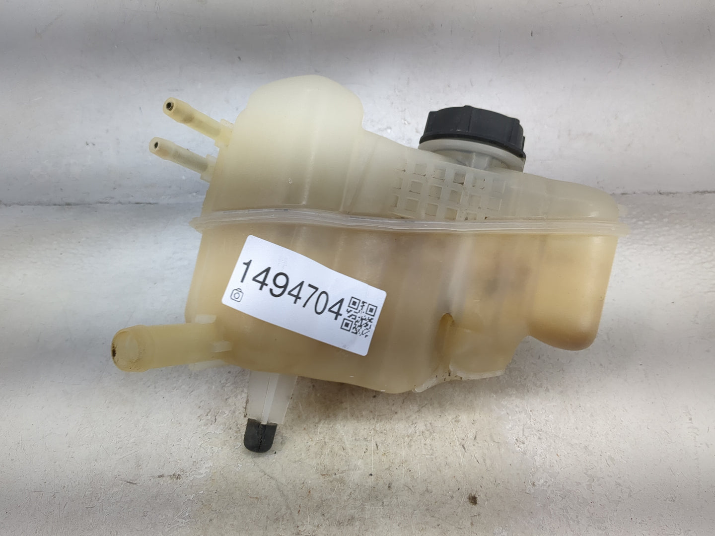 2013-2016 Ford Fusion Radiator Coolant Overflow Expansion Tank Bottle 1494704 - Oemusedautoparts1.com