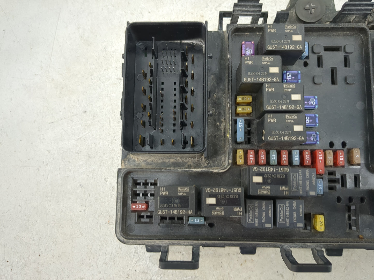 2017-2020 Ford Fusion Fusebox Fuse Box Panel Relay Module P/N:G2GT14A075AA GU5T-14B192-GA Fits Fits 2017 2018 2019 2020 OEM 