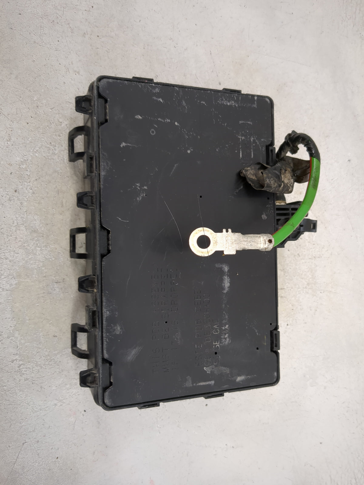2017-2020 Ford Fusion Fusebox Fuse Box Panel Relay Module P/N:G2GT14A075AA GU5T-14B192-GA Fits Fits 2017 2018 2019 2020 OEM 