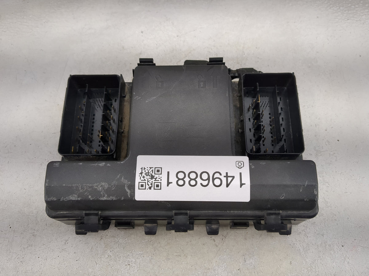 2017-2020 Ford Fusion Fusebox Fuse Box Panel Relay Module P/N:G2GT14A075AA Fits Fits 2017 2018 2019 2020 OEM Used Auto Parts