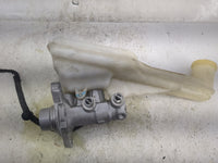 2017-2020 Ford Fusion Brake Master Cylinder 1498316 - Oemusedautoparts1.com
