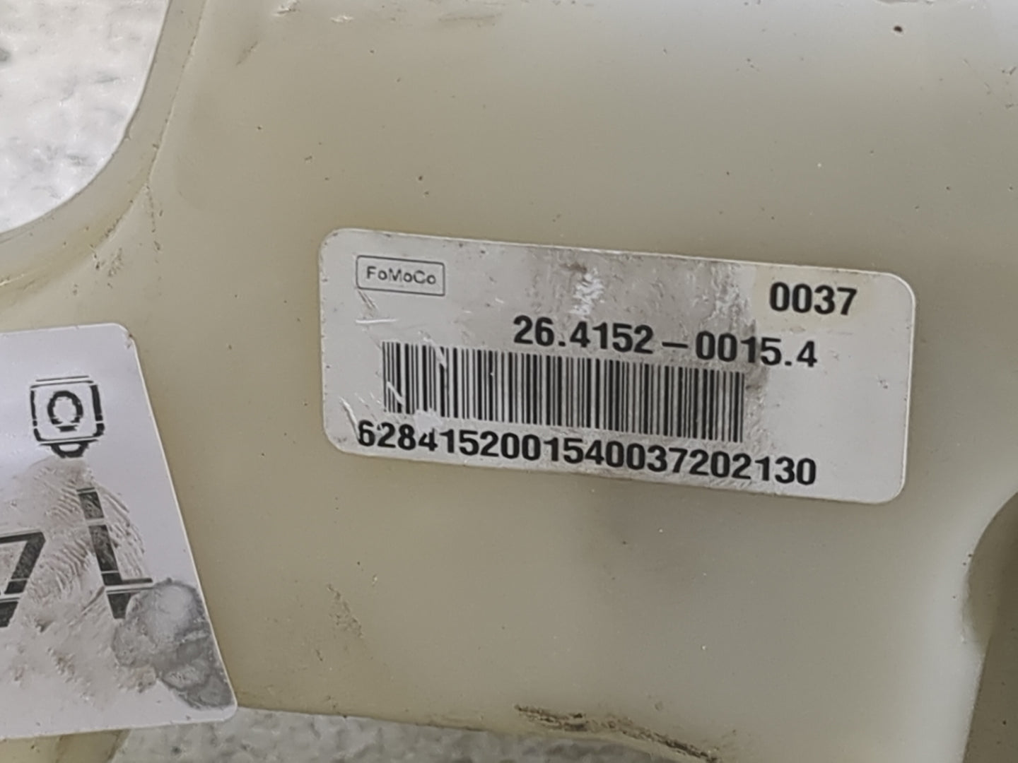 2017-2020 Ford Fusion Brake Master Cylinder 1498316 - Oemusedautoparts1.com