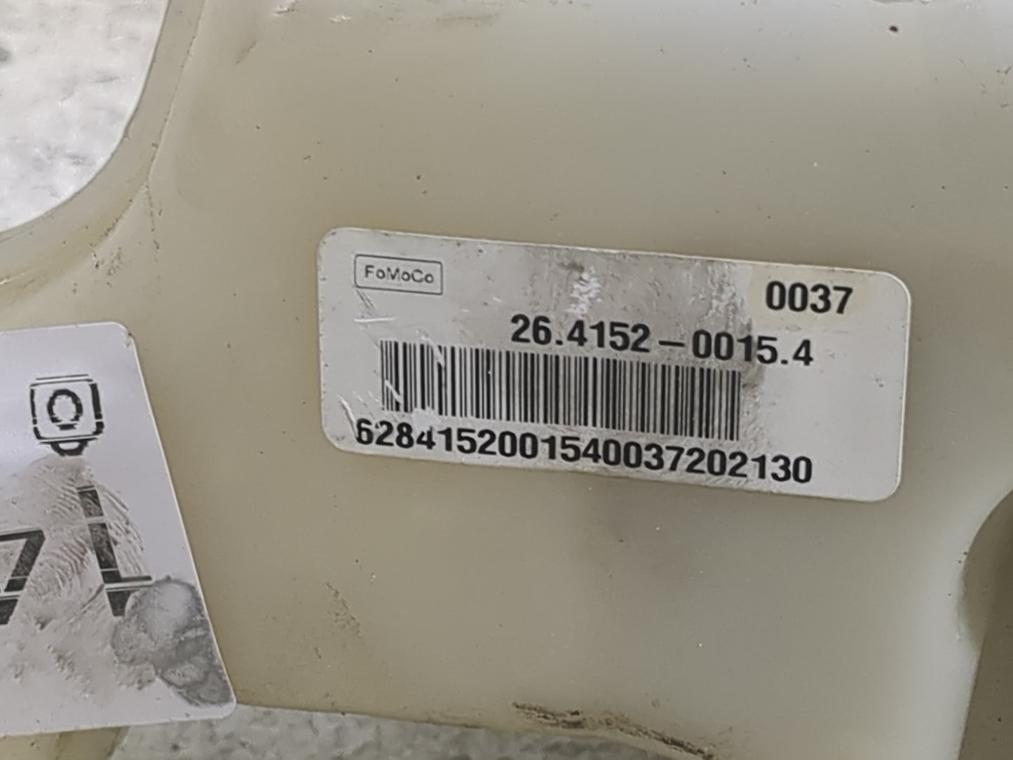 2017-2020 Ford Fusion Brake Master Cylinder 1498316 - Oemusedautoparts1.com