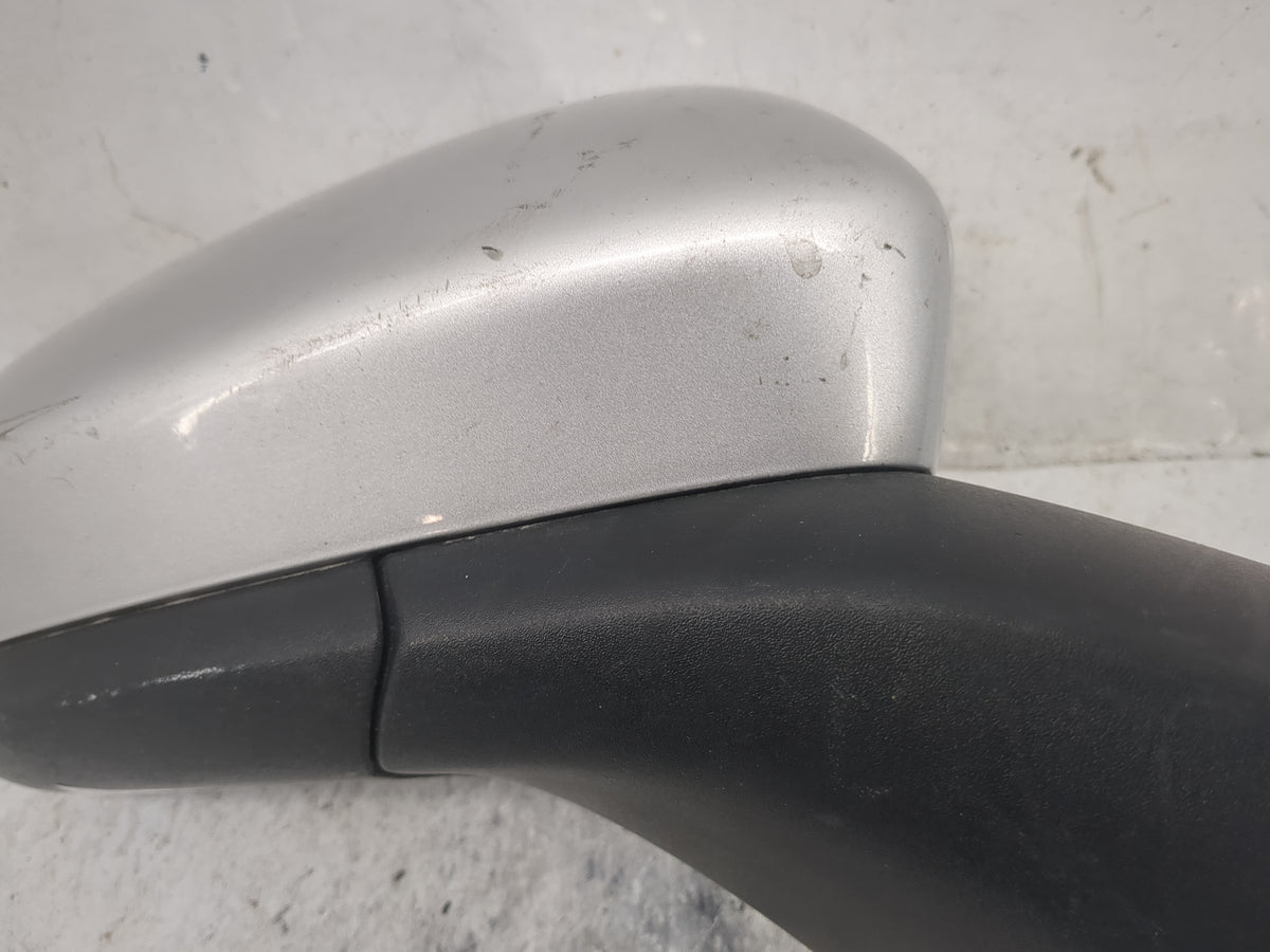2017 Ford Fusion Passenger Side View Mirror - Right Door Mirror OEM Used - Oemusedautoparts1.com