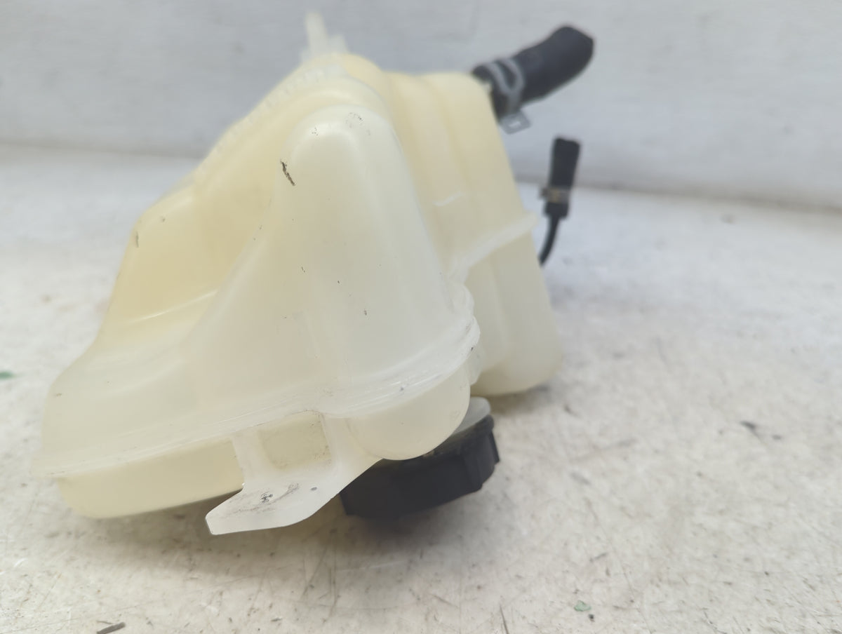 2017-2020 Ford Fusion Radiator Coolant Overflow Expansion Tank Bottle 1499475 - Oemusedautoparts1.com
