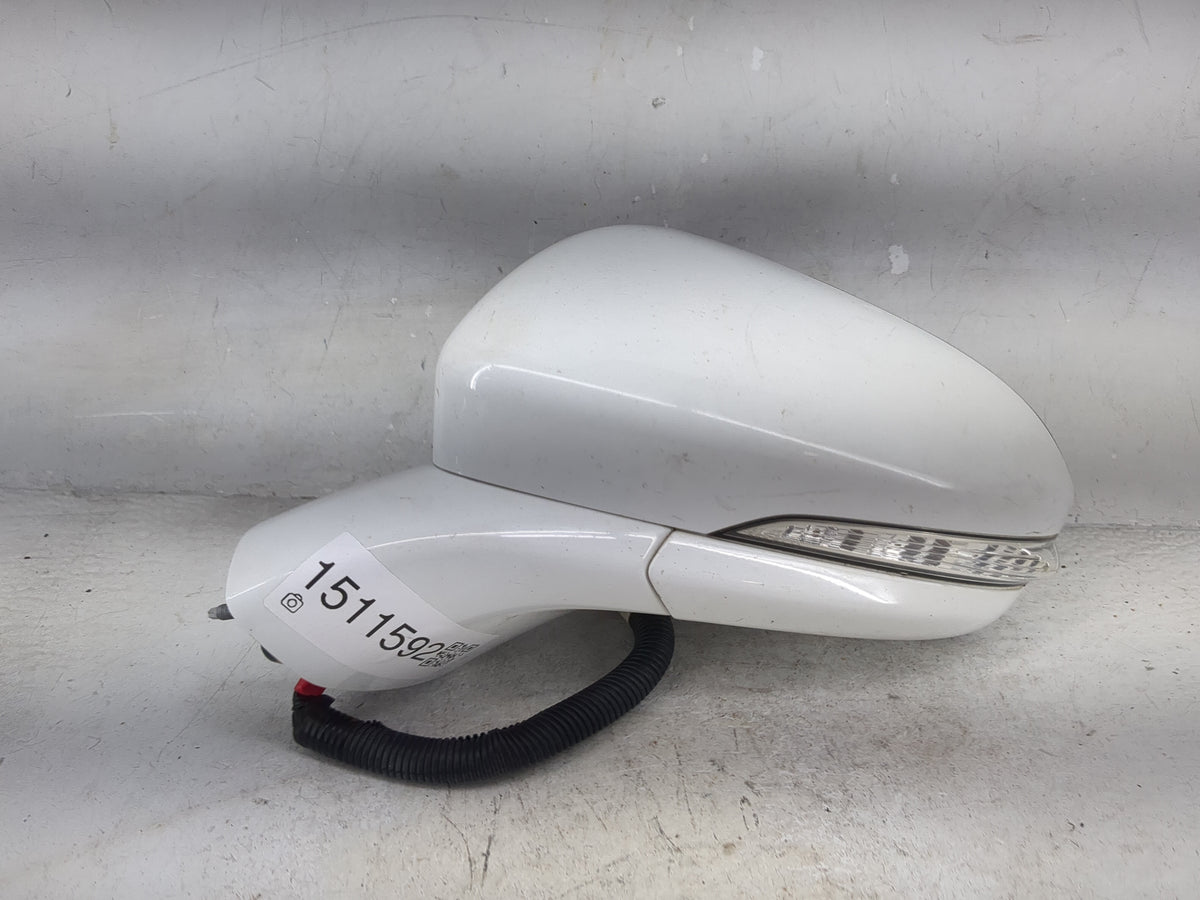 2015-2017 Ford Fusion Driver Side View Mirror - Left Door Mirror OEM Used - Oemusedautoparts1.com