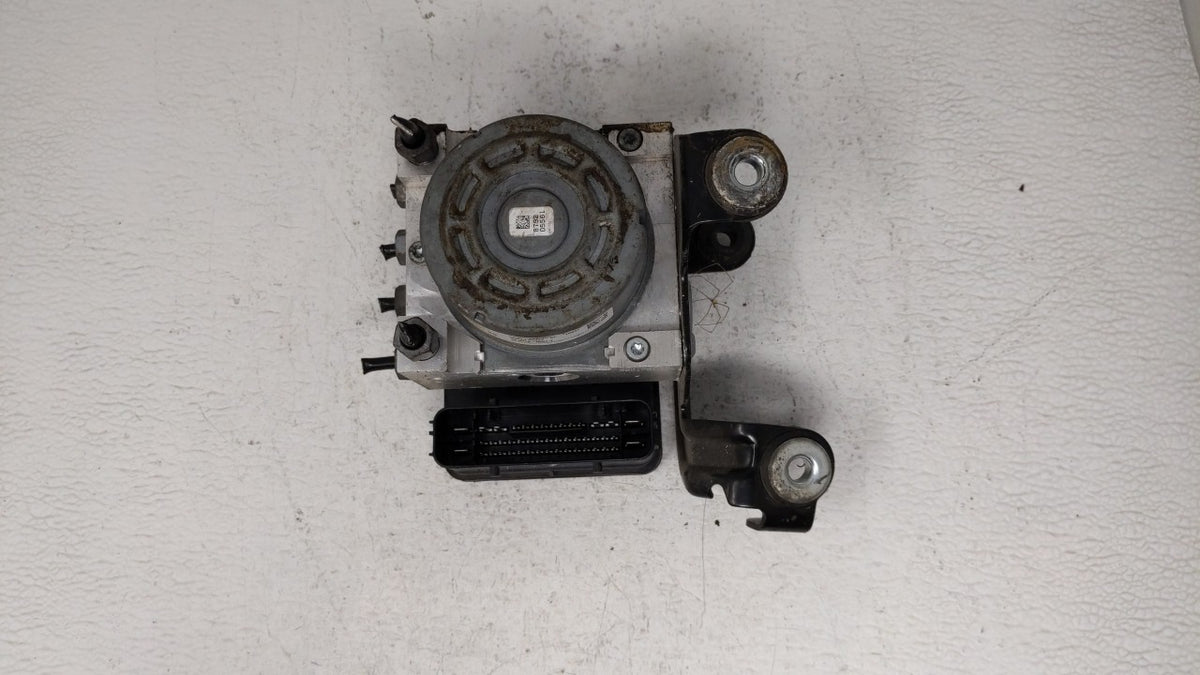 2017-2018 Ford Fusion Anti-Lock Brake ABS Pump Module Actuator OEM P/N:HG9C-2B373-BF Fits Fits 2017 2018 OEM Used Auto Parts