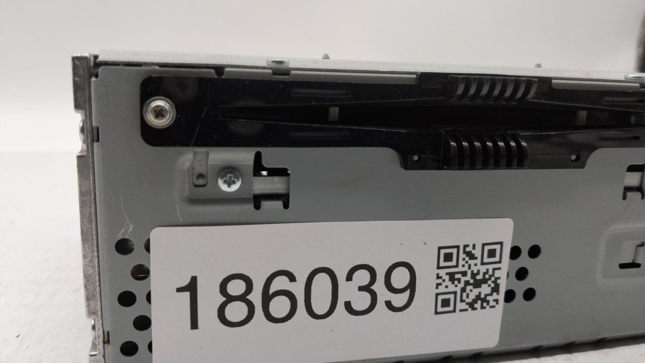 2017-2017 Ford Fusion Am Fm Cd Player Radio Receiver - Oemusedautoparts1.com