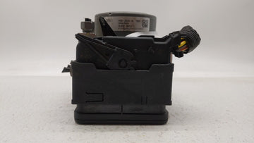 2017-2018 Ford Fusion ABS Pump Control Module Replacement P/N:HG9C-2B373-AH HG9C-2B373-CF, HG9C-2C219-MF Fits Fits 2017 2018 OEM Used Auto Parts