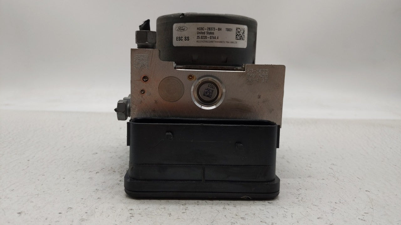 2017-2018 Ford Fusion ABS Pump Control Module Replacement P/N:HG9C-2B373-BG HG9C-2C219-LG, HG9C-2B373-BH Fits Fits 2017 2018